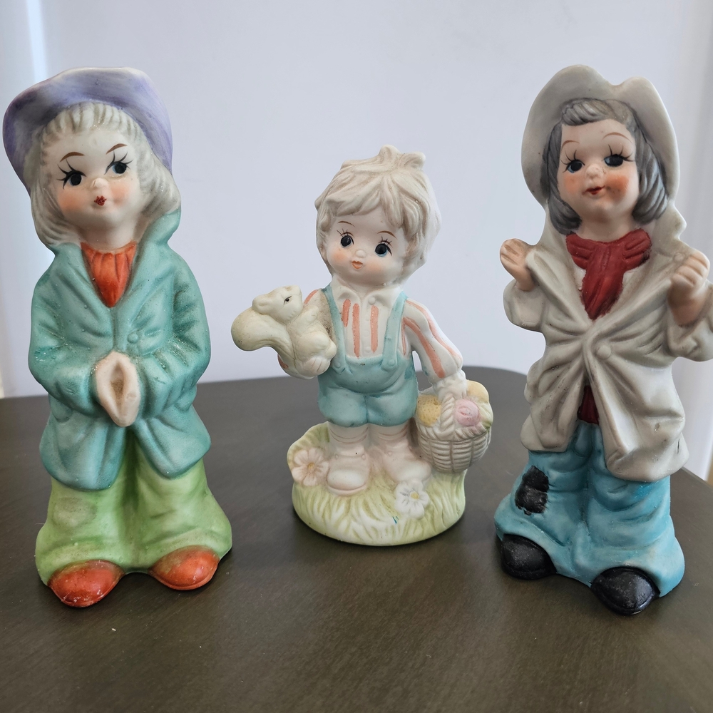 Charming Ceramic Figurines Trio